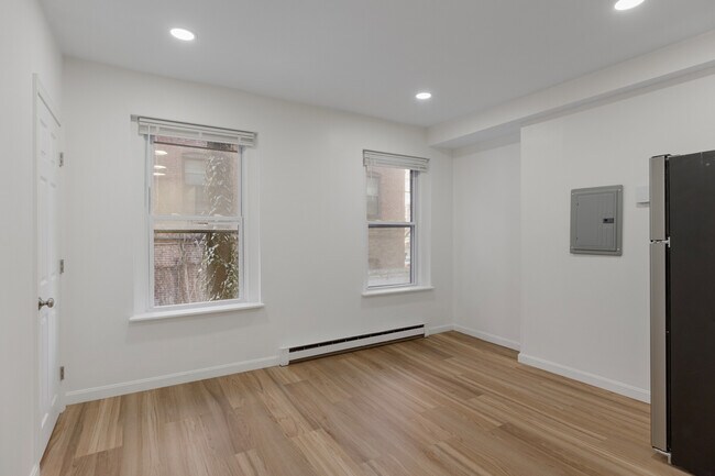 88 Saint Botolph St unit 4, Boston, MA 02116 - photo 2