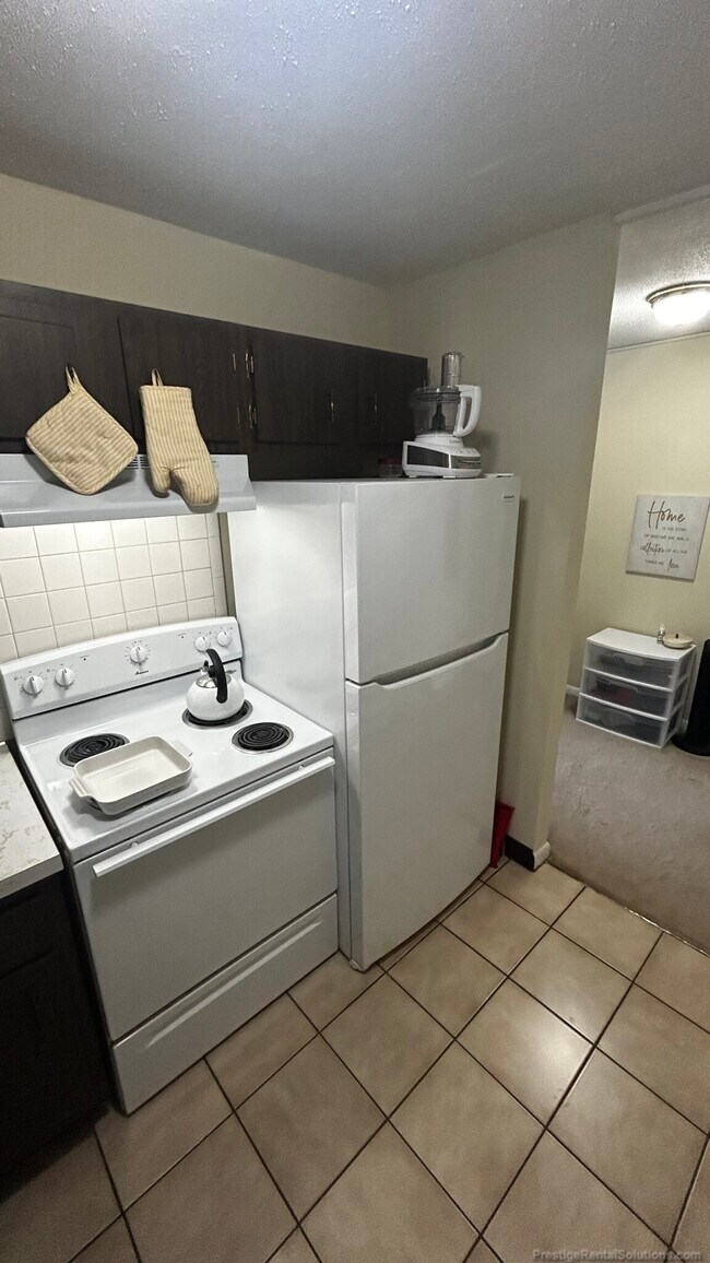 66 Mayflower Ave unit 3, Middleboro, MA 02346 - photo 4