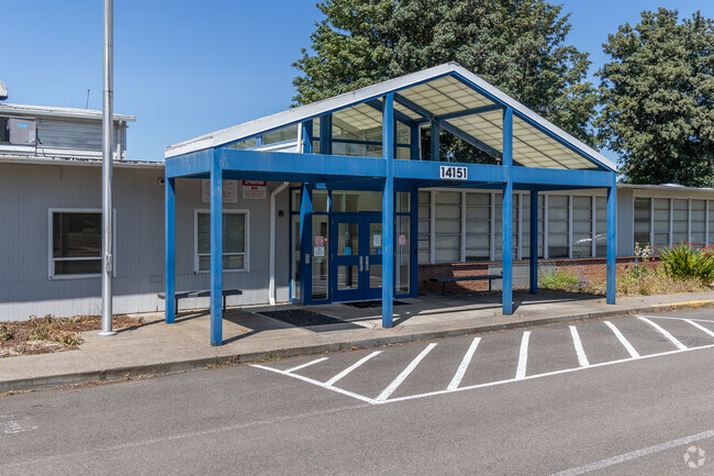 Damascus Middle School, Public Elementary & Middle School in the Damascus Neighborhood in Damasc
