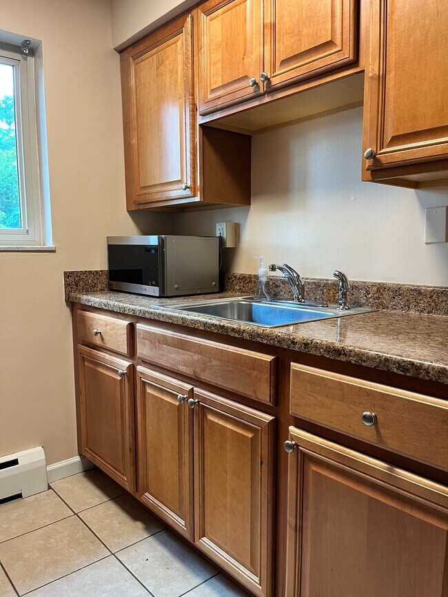 8 Kenny Ct unit 12, Milford, OH 45150 - photo 4