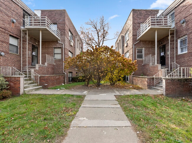 363 Park Ave, East Orange, NJ 07017 - photo 4