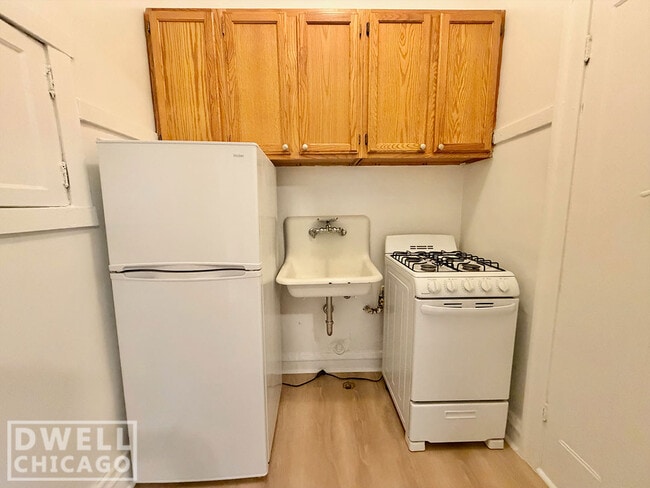 2531 N Spaulding Ave unit 2536-195, Chicago, IL 60647 - photo 6