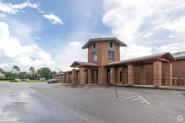 TR Miller High School