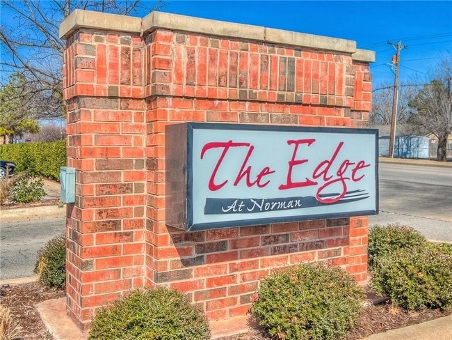 The Edge unit 2-113, Norman, OK 73071 - photo 2