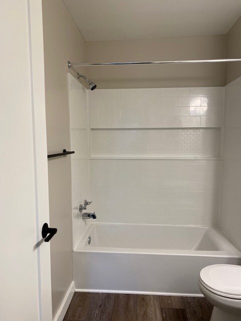 Lake Pointe Village, Traverse City, MI 49686 - photo 5