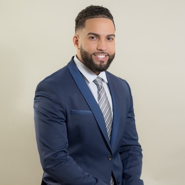 Agent Photo