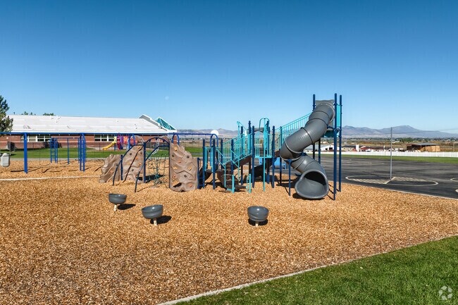 Students at White Pine Middle School benefit from a collaborative campus shared with White Pine Elementary School, fostering unity and continuity in learning.