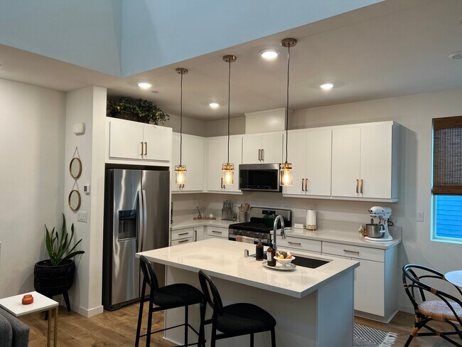 180 Box Ln unit 180 Box Lane, Sacramento, CA 95818 - photo 7