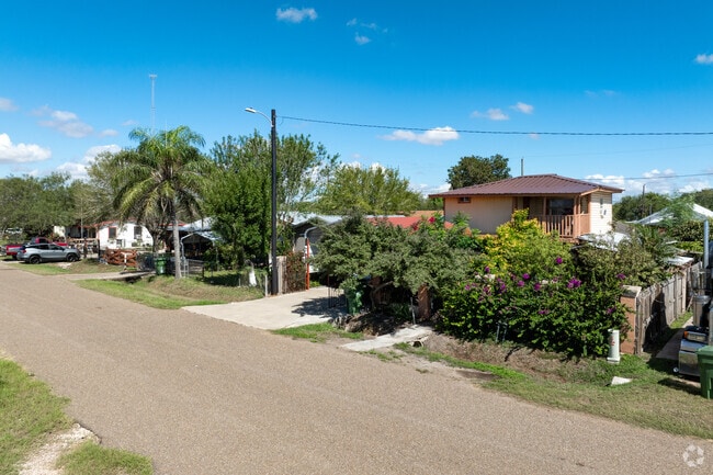 Sidewalks are rare in the car-dependent Santa Rosa.