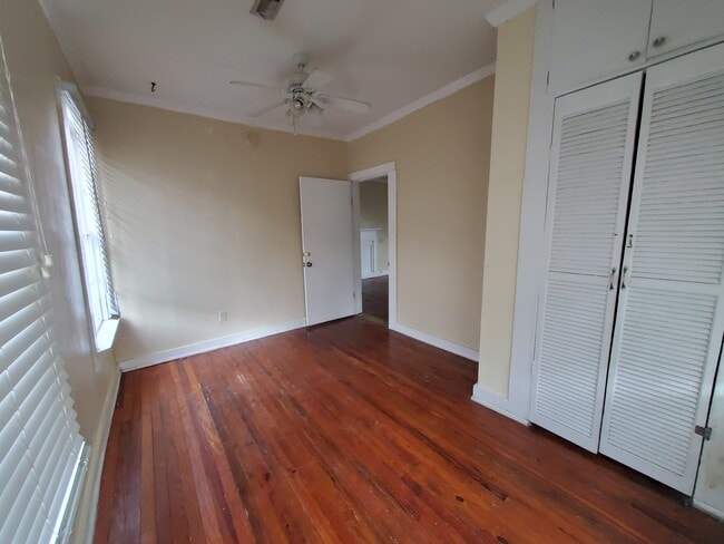 102 Fishburne St unit A, Charleston, SC 29403 - photo 4