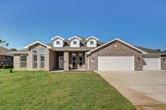5207 S April Ct, Battlefield, MO 65619
