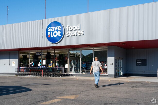 Historic Perkins residents shot at the local Save A Lot.