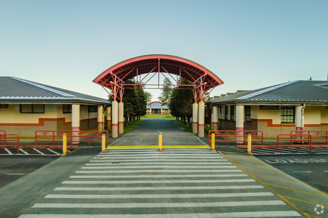 Soaring to new heights of knowledge and discovery at Mililani Ike Elementary School.