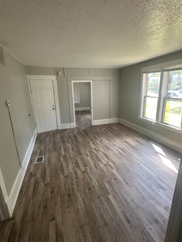 2300 Madison St NE Unit 1, Minneapolis, MN 55418