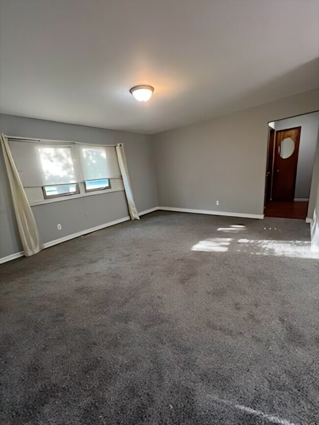 1033 Windsor Rd Unit 1033 Windsor Rd., Terre Haute, IN 47802