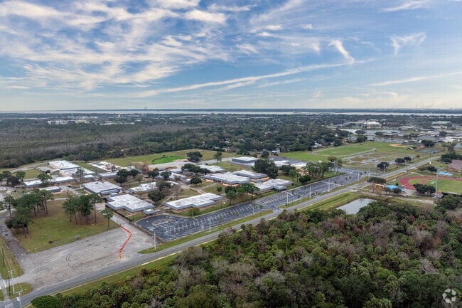 Cocoa High School provides ample parking to the south of the school.