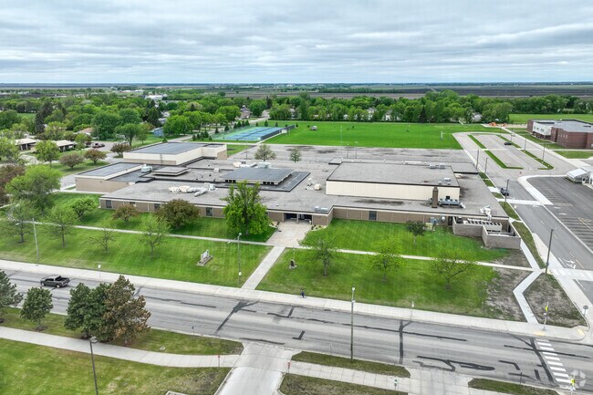 Wahpeton High School