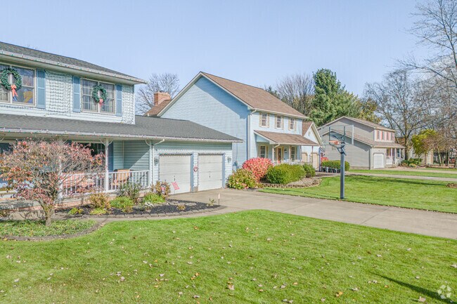 Residents enjoy properly caring for their homes in Cortland.