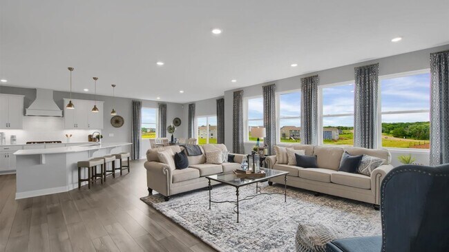 4644 Percheron Blvd unit 36208176, Chaska, MN 55318 - photo 2