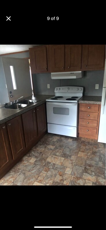 11 Ky-172, Flat Gap, KY 41219 - photo 6