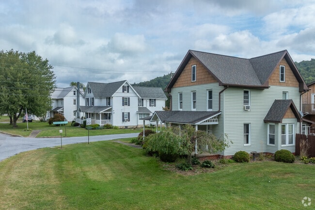 Homes usually cost between $125,000 and $200,000 in the main part of Picture Rocks