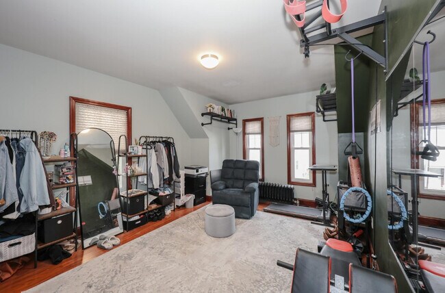 331 E High St unit 331 E High, Manchester, NH 03104 - photo 5