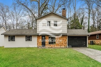 608 Clemson Dr, Warner Robins, GA 31093