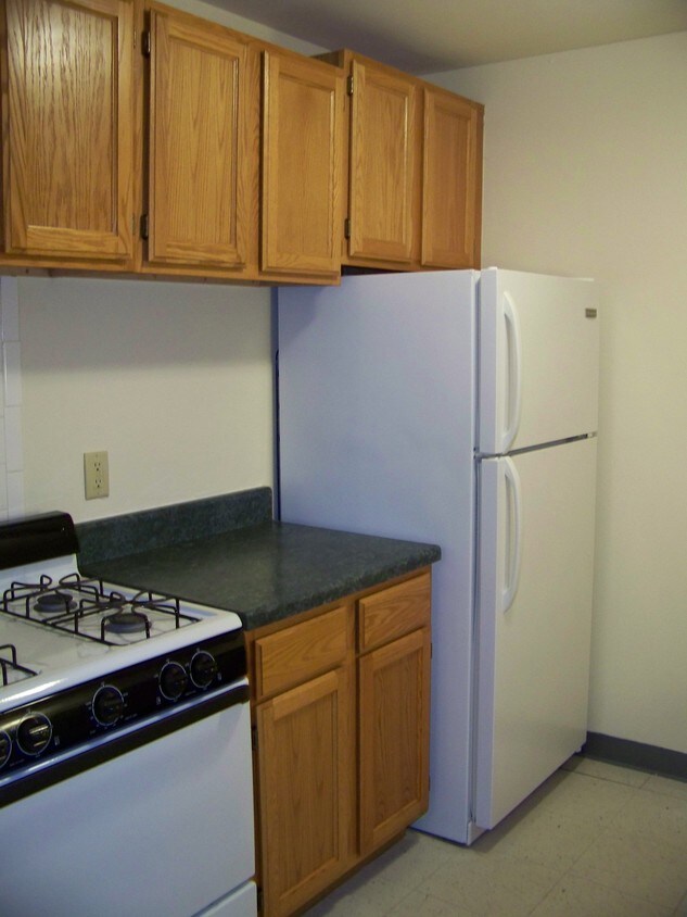 Apartment Homes of Wildwood Preserve 7926 S Wildwood Dr, Oak Creek