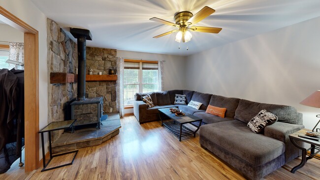 10 Hillside Ave, Tuckerton, NJ 08087 - photo 2