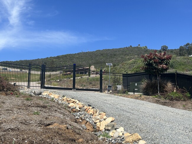 Gated property