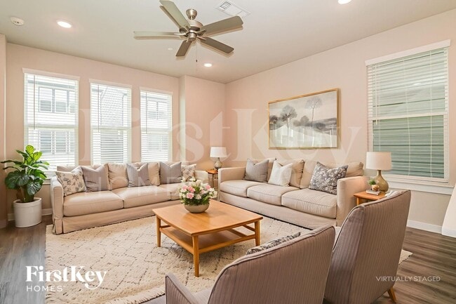 18419 Idyllic Aly, Shenandoah, TX 77385 - photo 3