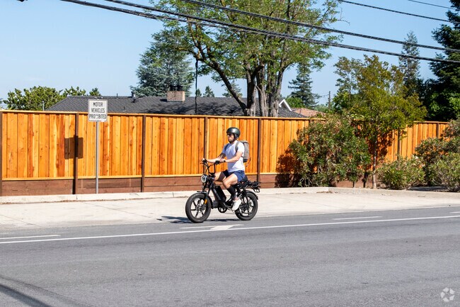 A local riding around in the Bucknall area.