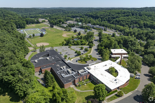 The Cider Mill School is located at 240 School Road in Wilton, CT.
