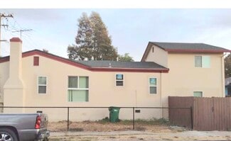 8101 Hillside St, Oakland, CA 94605