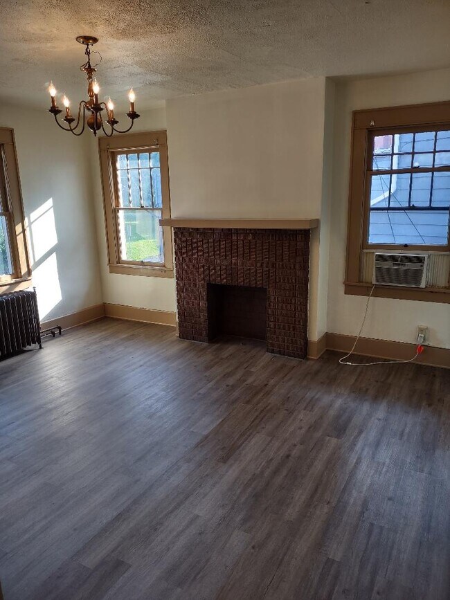 102 Holland Ave Unit C, Westover, WV 26501