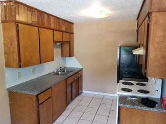 2006 Williams St Unit 3, Van Buren, AR 72956