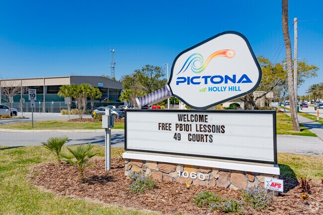 Pictona in Riviera is great for all levels of skill.