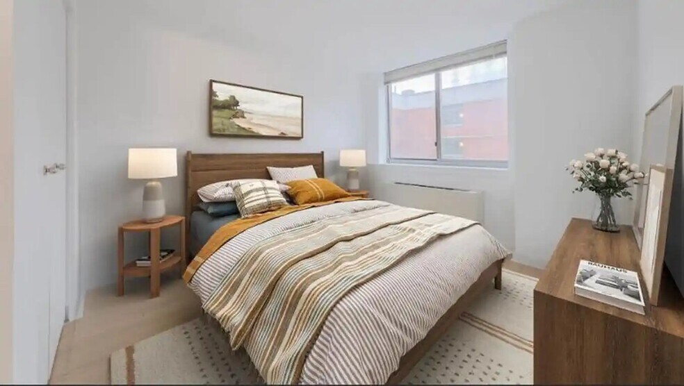 475 9th Ave unit 7V, New York, NY 10018 - photo 1