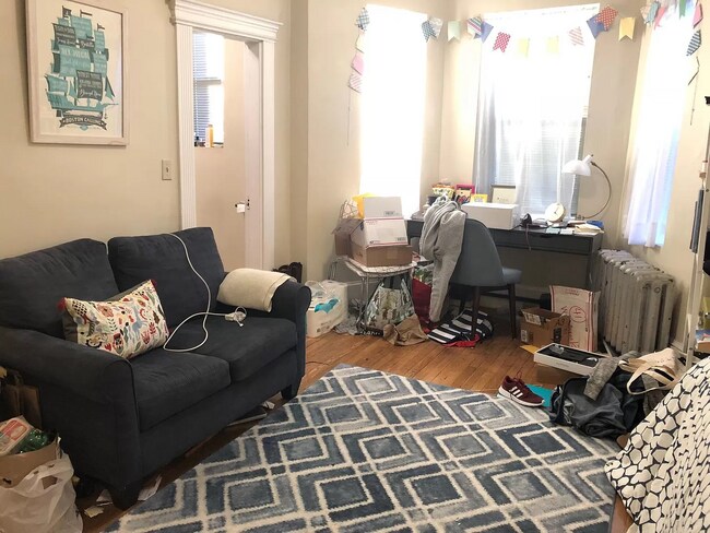 *Pictures are representative samples of the advertised unit. In some cases, the actual units you tou