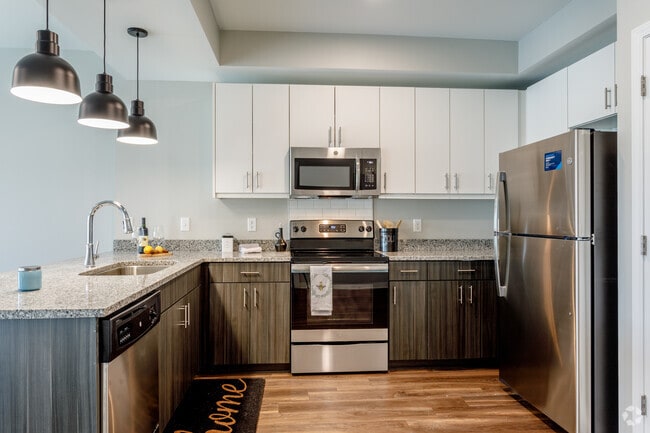 1BR, 1BA - Brookside