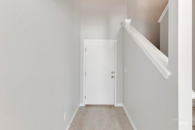 109 Bighorn St, Horseshoe Bend, ID 83629 - photo 2