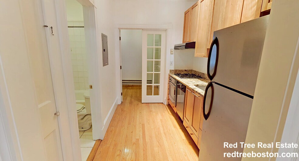 88 W Cedar St unit A, Boston, MA 02114 - photo 1