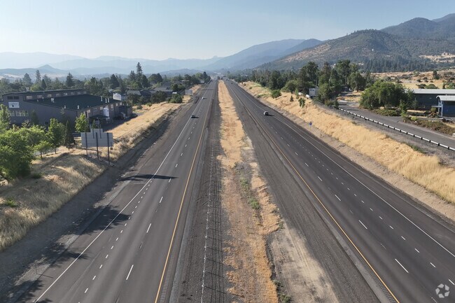 Highway 99 is the fastest way from North Ashland to Medford.