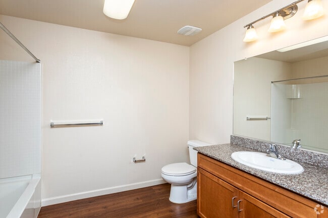 The Grove, Lemoore, CA 93245 - photo 6