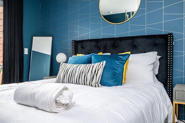 525 Parkway Dr NE unit ID1299360P, Atlanta, GA 30308 - photo 6