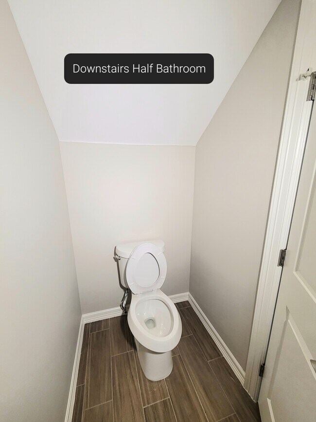 4718 W Huckleberry St unit 3, Edinburg, TX 78541 - photo 7