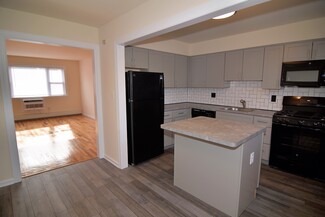 20 Salisbury Rd, Wayne, NJ 07470