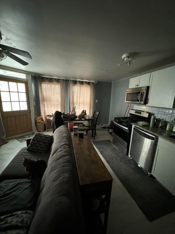 531 W King St unit B, Martinsburg, WV 25401 - photo 3