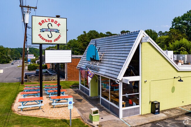 For some of the best seafood in Durham, NC you can head over to Saltbox Seafood Joint.