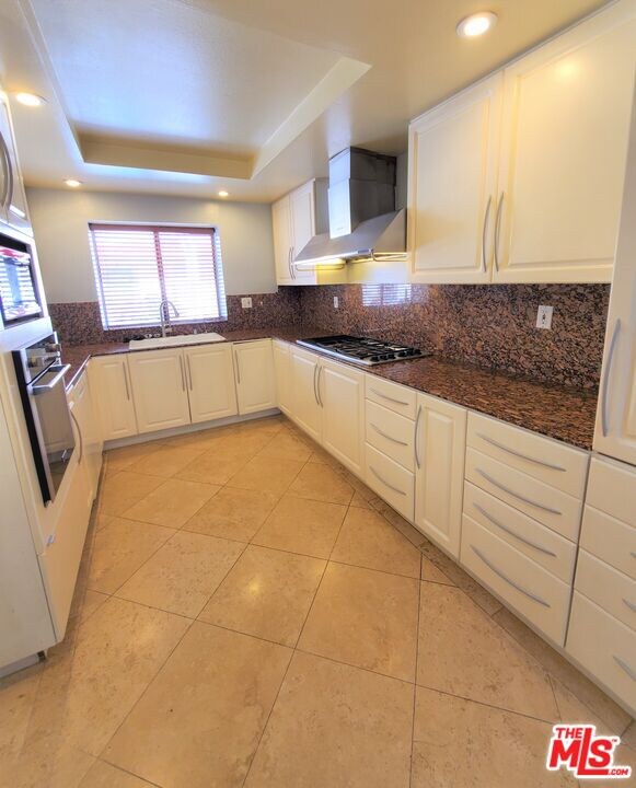 4365 Mclaughlin Ave, Los Angeles, CA 90066 - photo 1